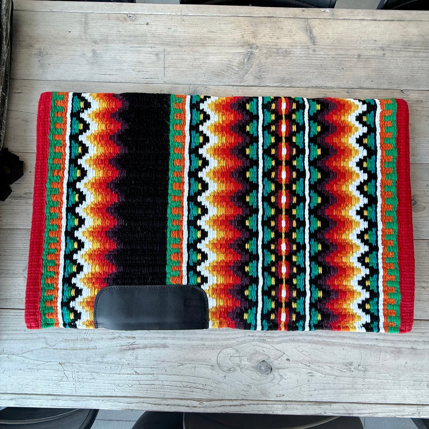 SB063 - Western oversized showblanket A - Rood, oranje, groen