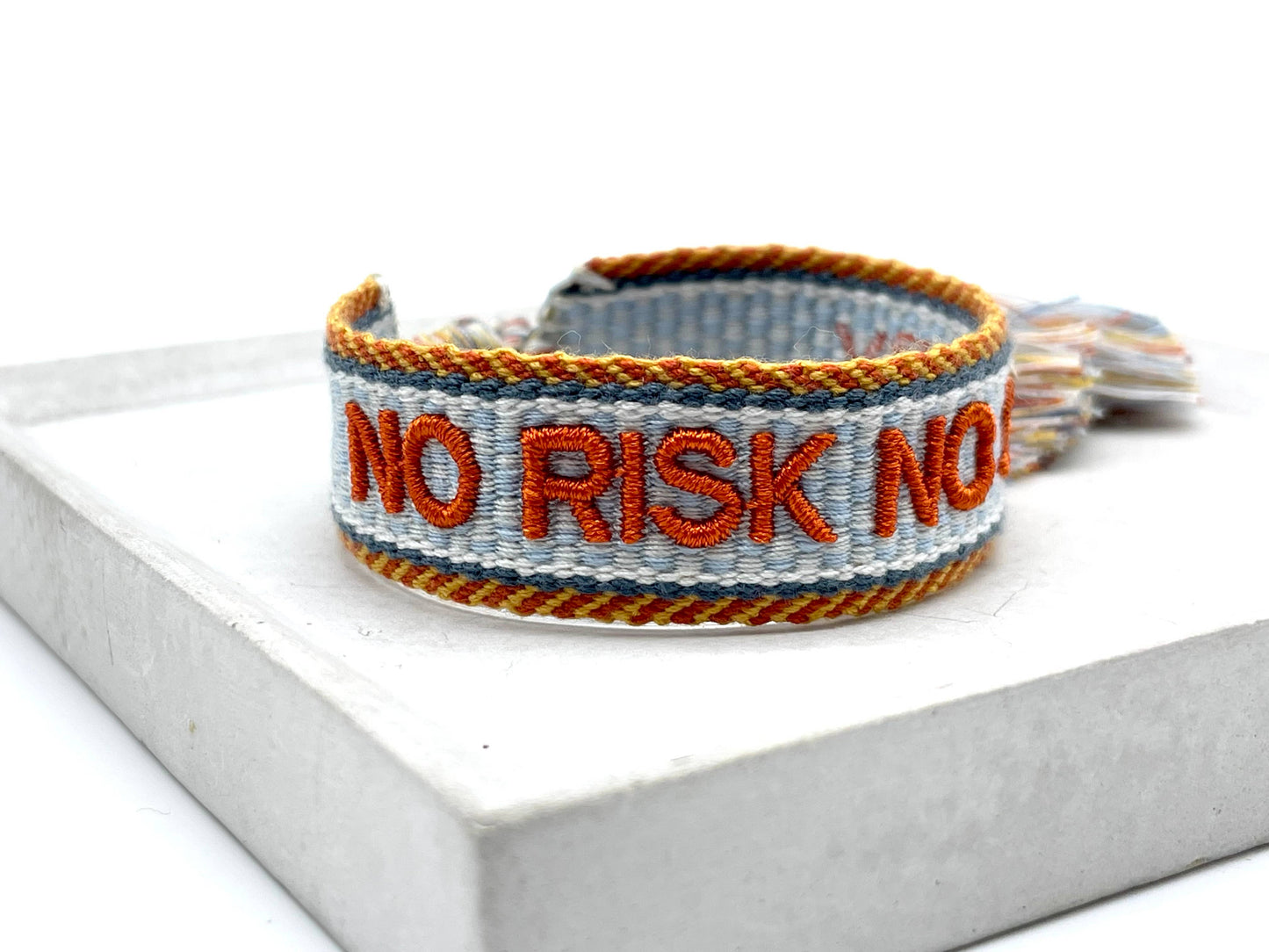 Parsley & Pepper - No Risk, No Story armband lichtblauw/ oranje