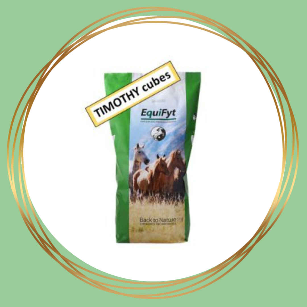 EquiFyt Timothy Cubes, 100% timothy grasbrokjes voor paarden, vezelrijk en laag in suiker.