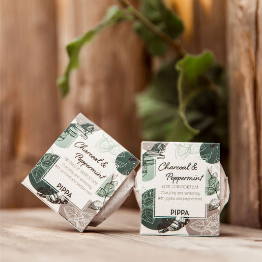PIPPA Lichte Conditioner Bar Charcoal & Peppermint