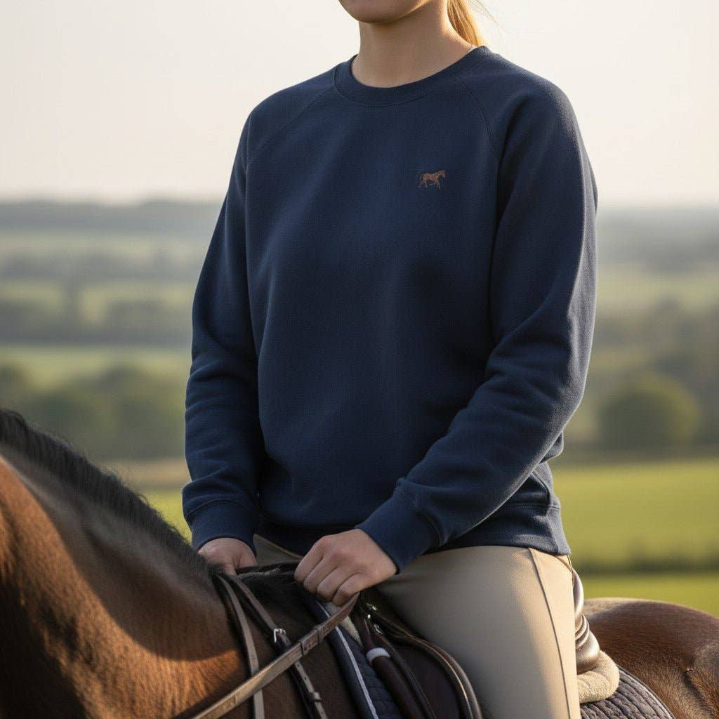 Bridle Up Hope - Heritage Navy Paardensweatshirt met geborduurd paardje