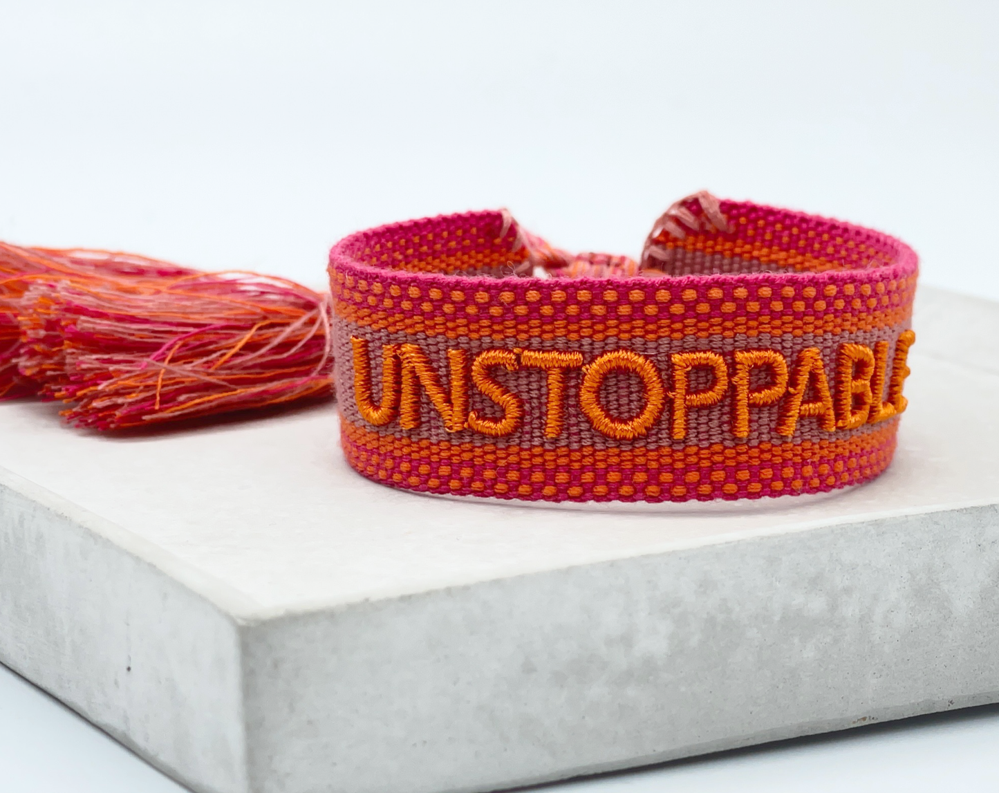 Parsley & pepper - Unstoppable armband roze/ oranje