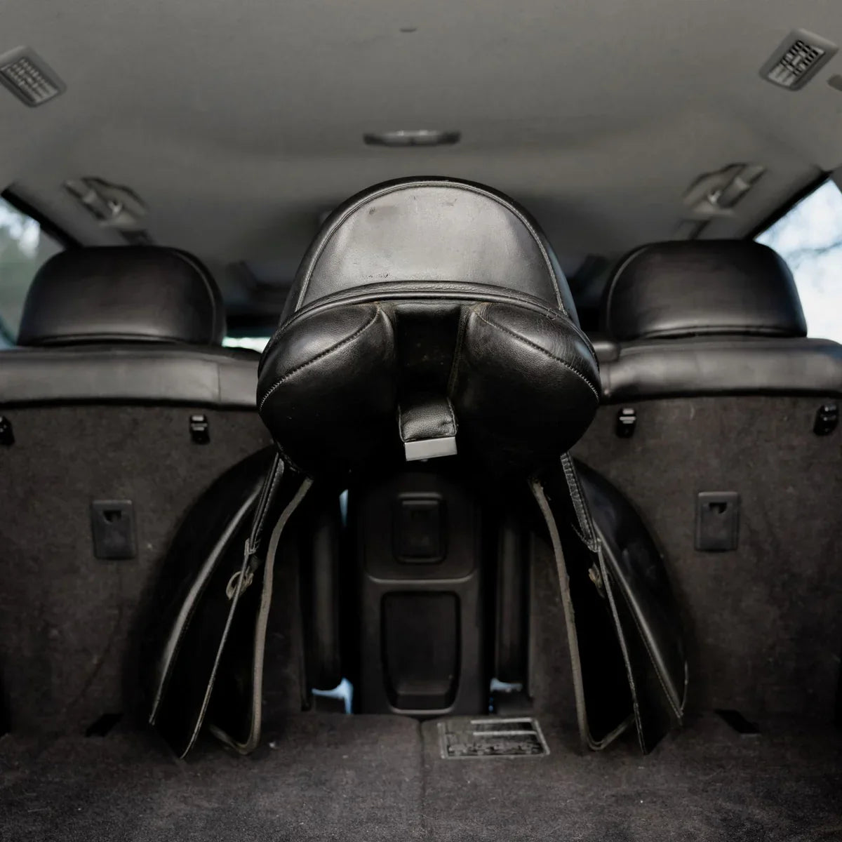 Lumiere - Car Saddle Caddy autosteun voor zadel