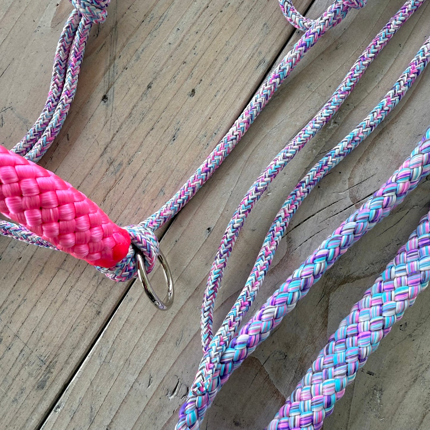 Het Paardenatelier - Touwhalster set rijhalster + teugels ‘Barbie Dreams’ paarsmix/roze
