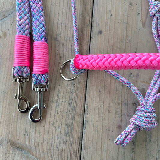 Het Paardenatelier - Touwhalster set rijhalster + teugels ‘Barbie Dreams’ paarsmix/roze