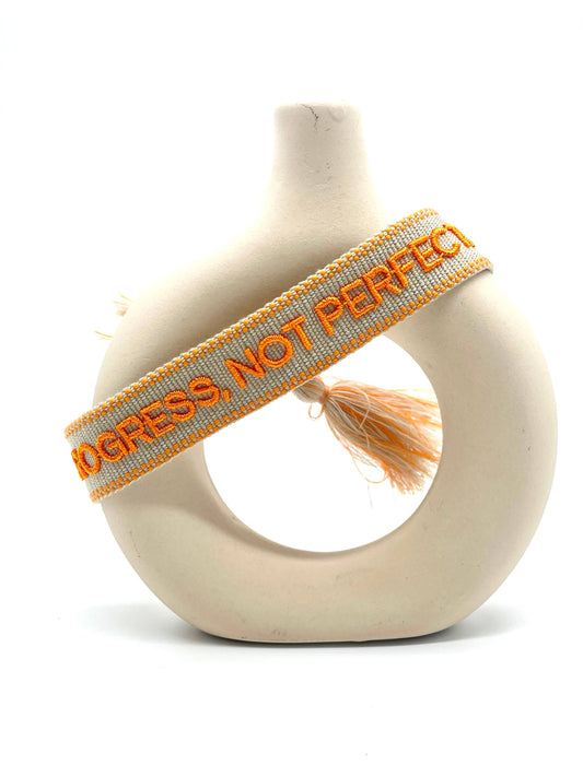 Parsley & Pepper - Progress, not Perfection armband beige/ oranje
