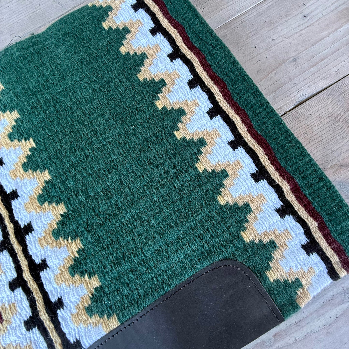 SB040 - Western oversized showblanket A - Groen, crème, bordeaux