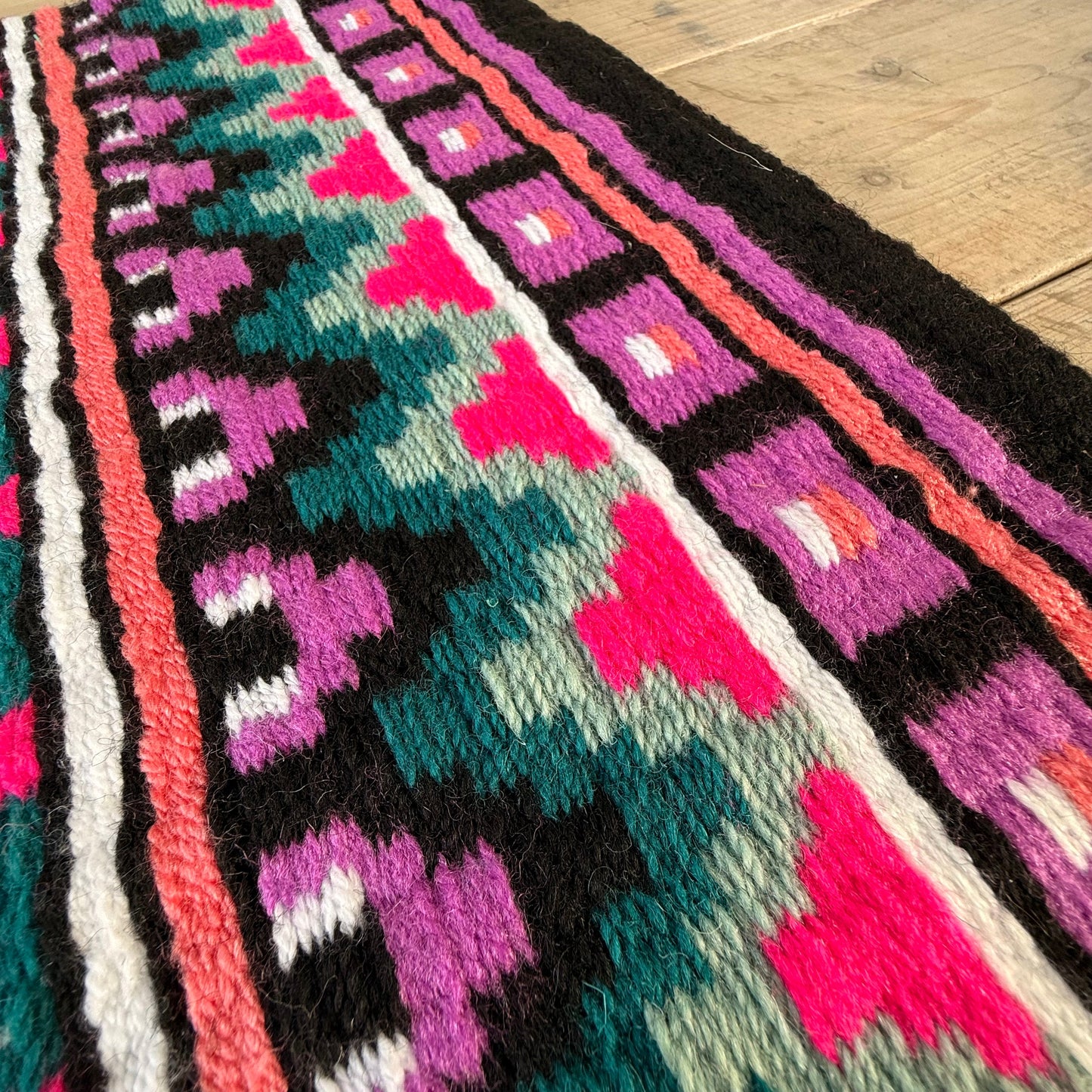 SB004 - Western oversized showblanket A - Zwart, paars, roze, olijf
