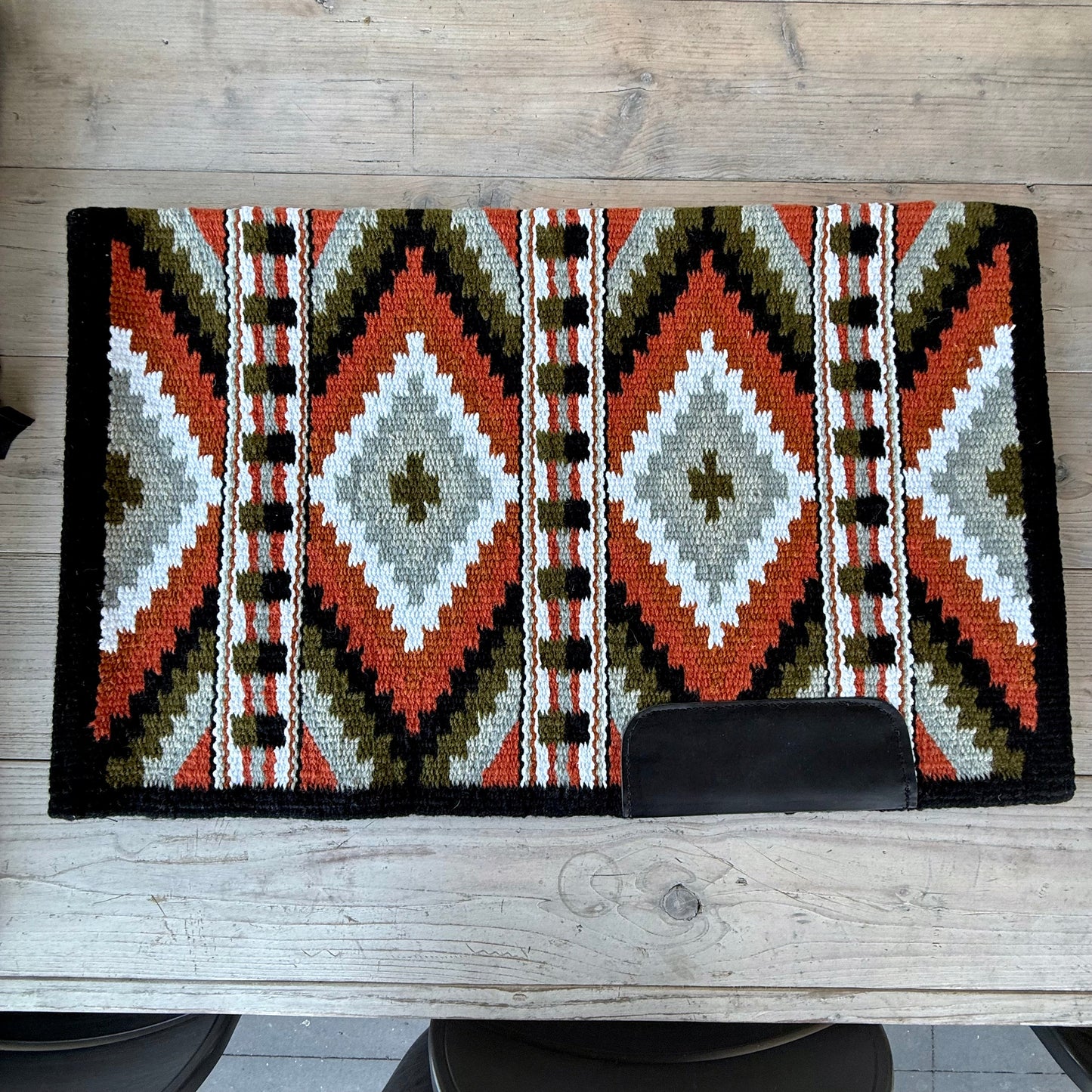 SB053 - Western oversized showblanket A - Terracotta, olijf, grijs