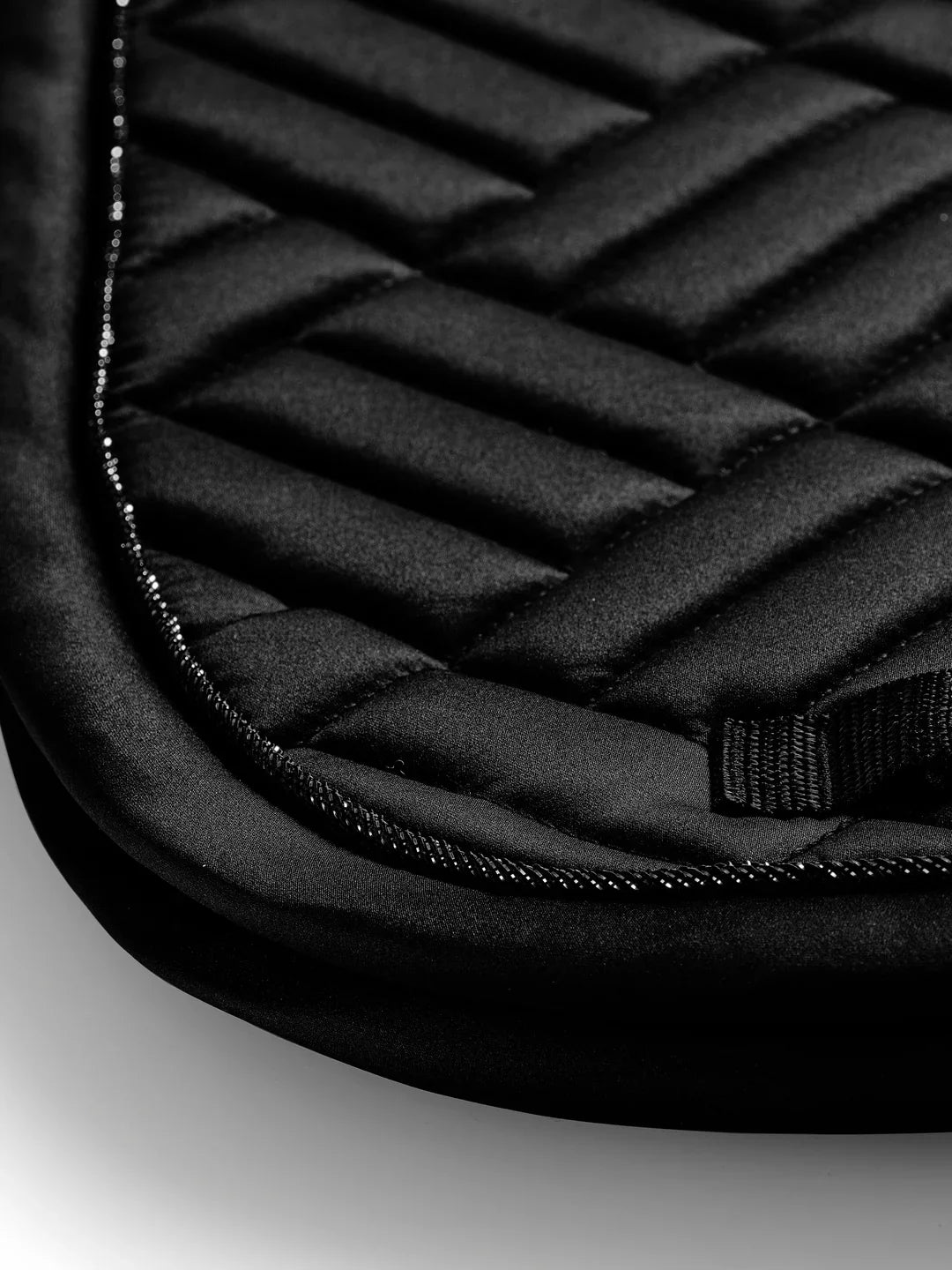 Equestrian Stockholm - Core Collection - Black Dressage Saddle Pad Modern dressuurzadeldek
