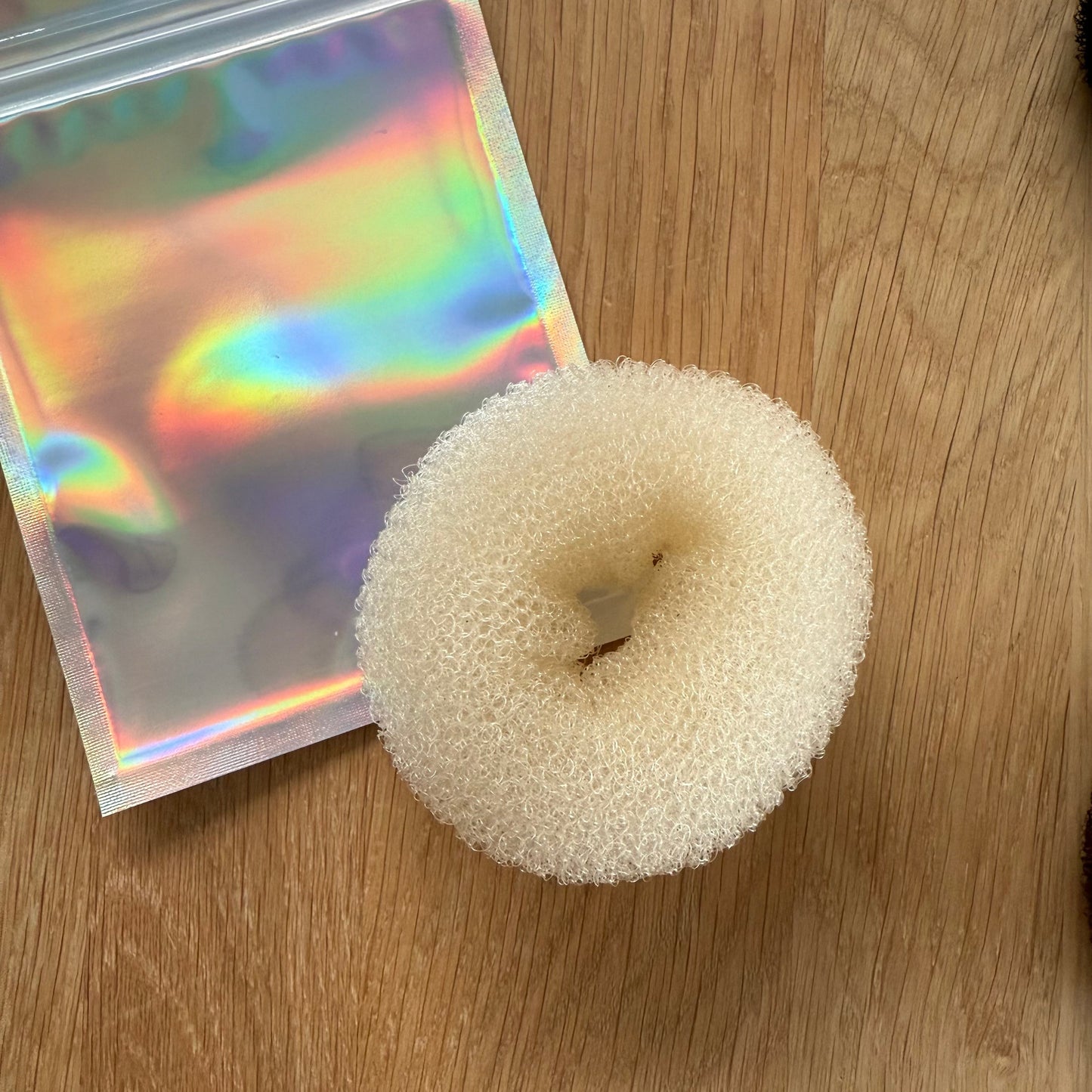 FMH - Medium donut blond, bruin of zwart 7cm