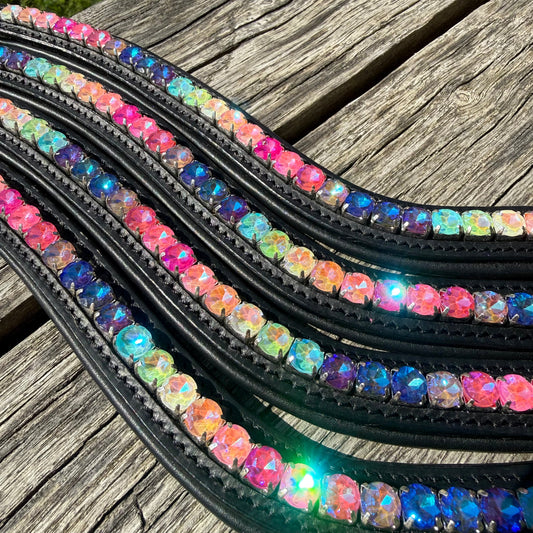 FMH - Frontriem ‘Rainbow Road’ met steentjes in regenboog kleuren
