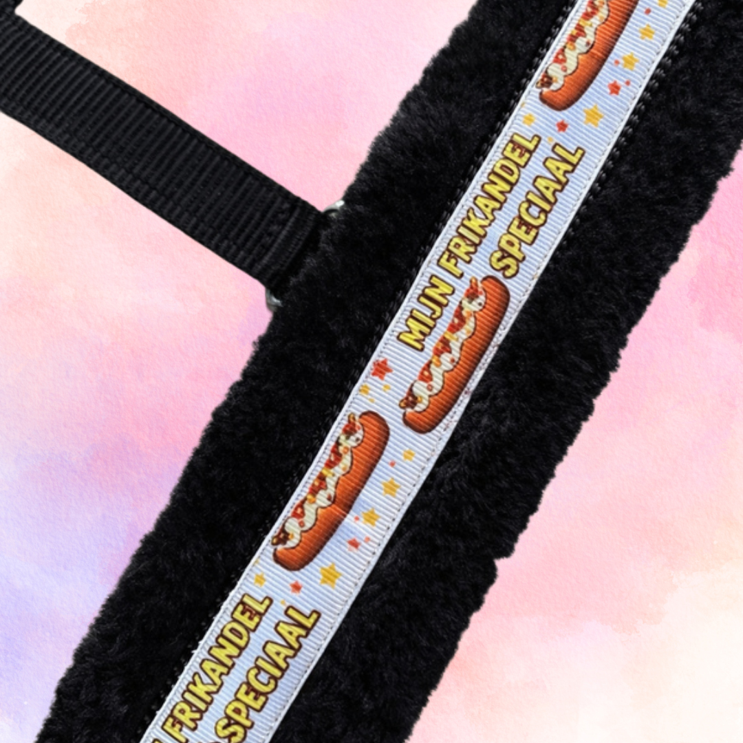 Happy Halsters - Zwart of rood Frikandel halster (bont)