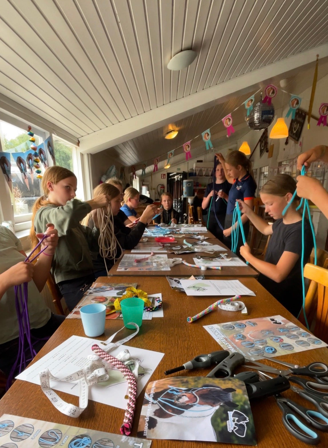 Workshop touwhalster versieren- (locatie in overleg)