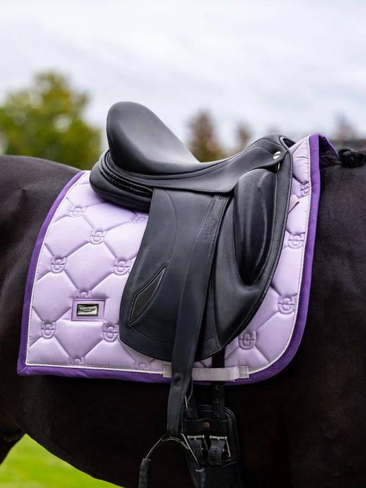 Equestrian Stockholm - SS26 Lavender - Dressage Saddle Pad dressuurzadeldek