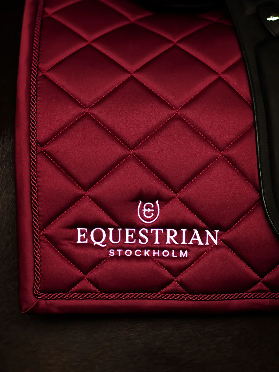 Equestrian Stockholm - Line Collection - Bordeaux Dressage Saddle Pad dressuurzadeldek