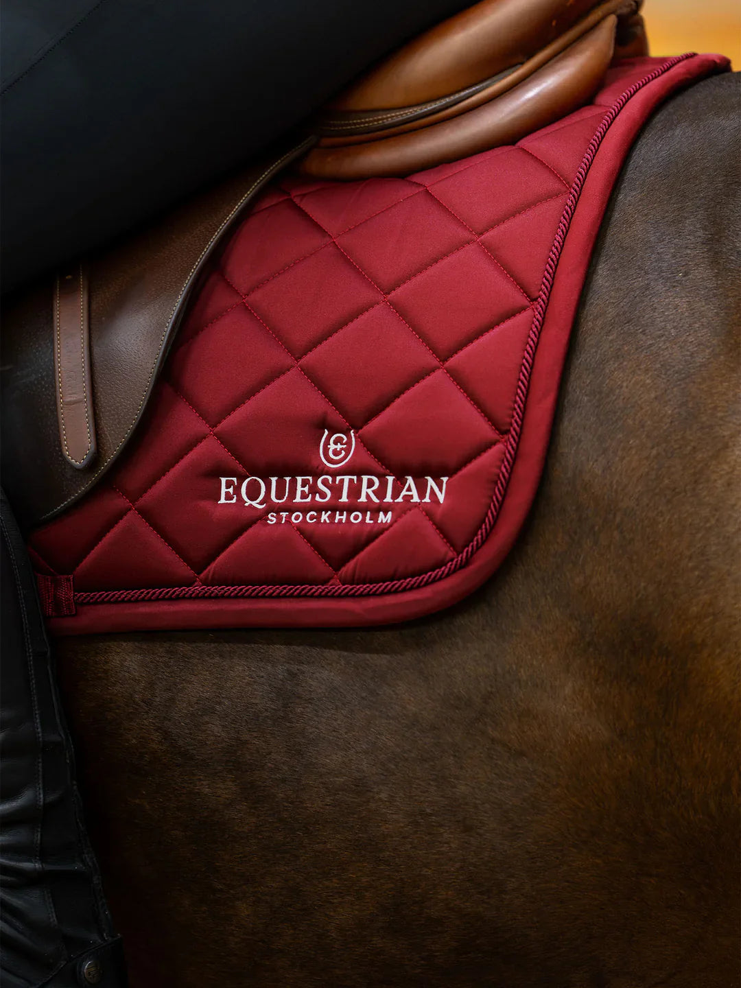 Equestrian Stockholm - Line Collection - Bordeaux Jump Saddle Pad springzadeldek