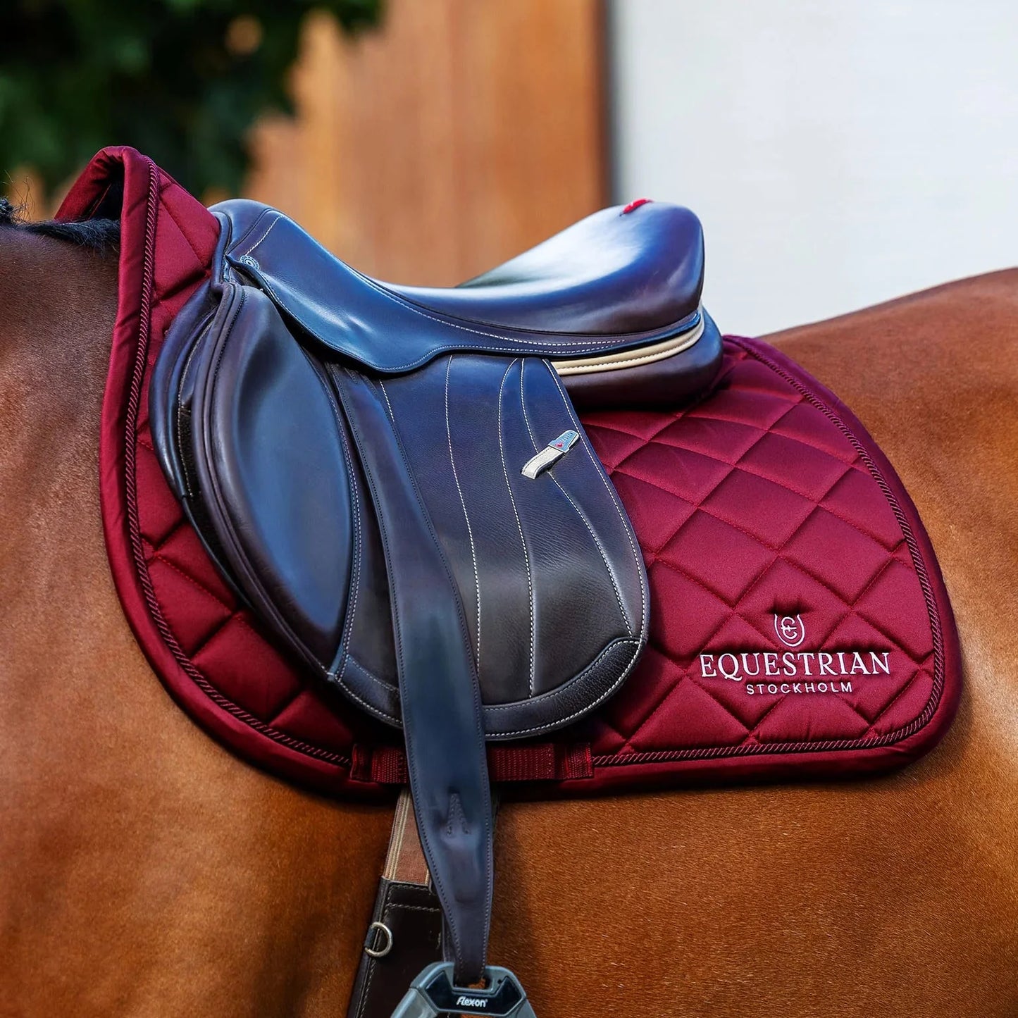 Equestrian Stockholm - Line Collection - Bordeaux Jump Saddle Pad springzadeldek