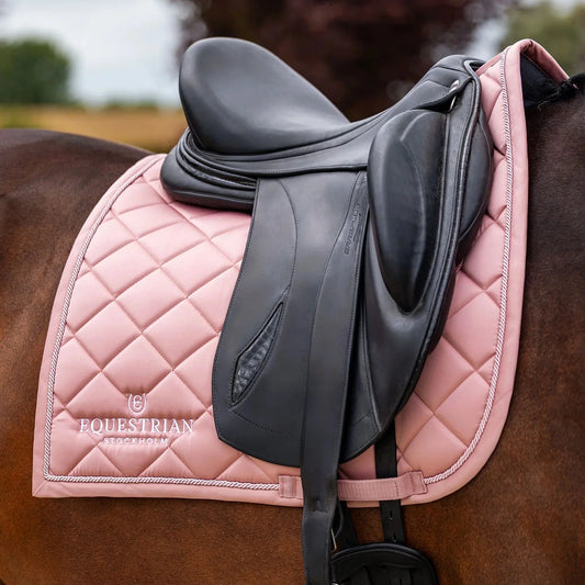 Equestrian Stockholm - Line Collection - Pink Dressage Saddle Pad dressuurzadeldek