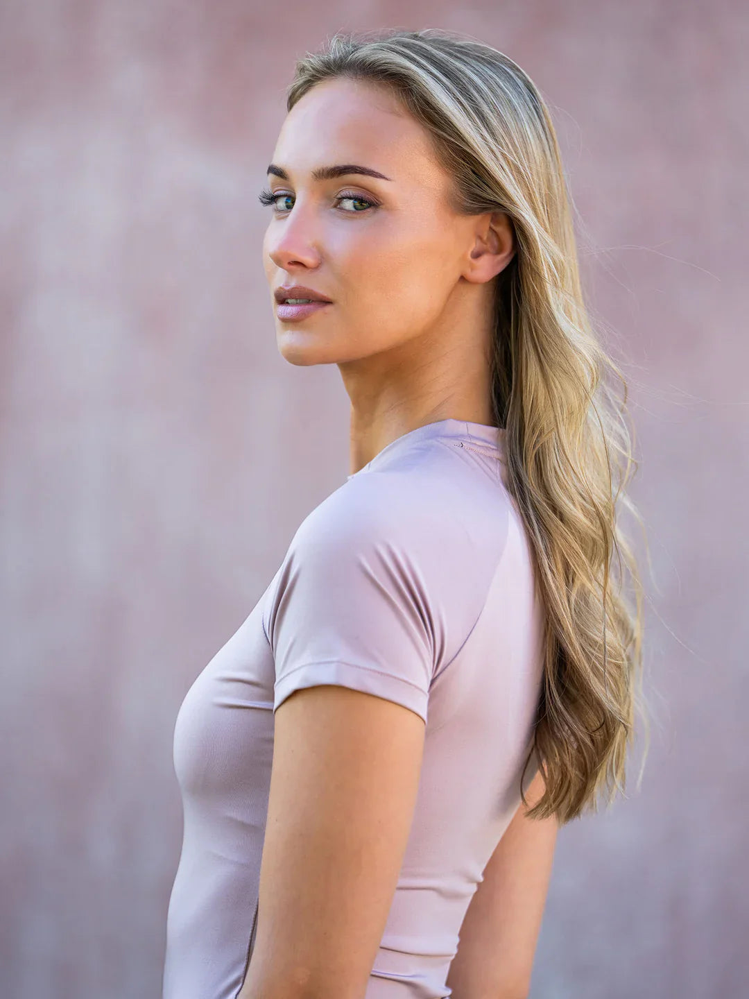 Equestrian Stockholm - SS26 Midsummer Blush - Dynamic Base Layer Top Short Sleeve rijtop