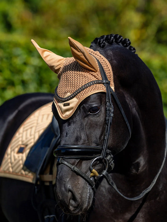 Equestrian Stockholm - SS26 Midsummer Glow - Ear Bonnet Modern oornetje