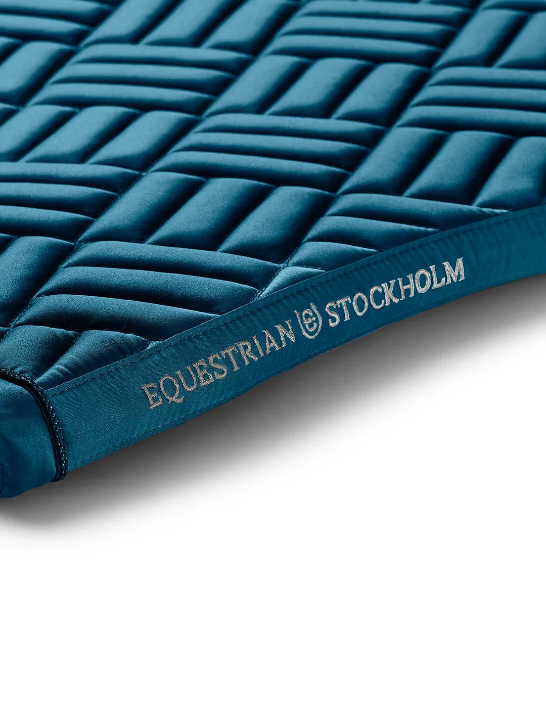 Equestrian Stockholm - FW25 Teal Blue - Jump Saddle Pad Modern springzadeldek