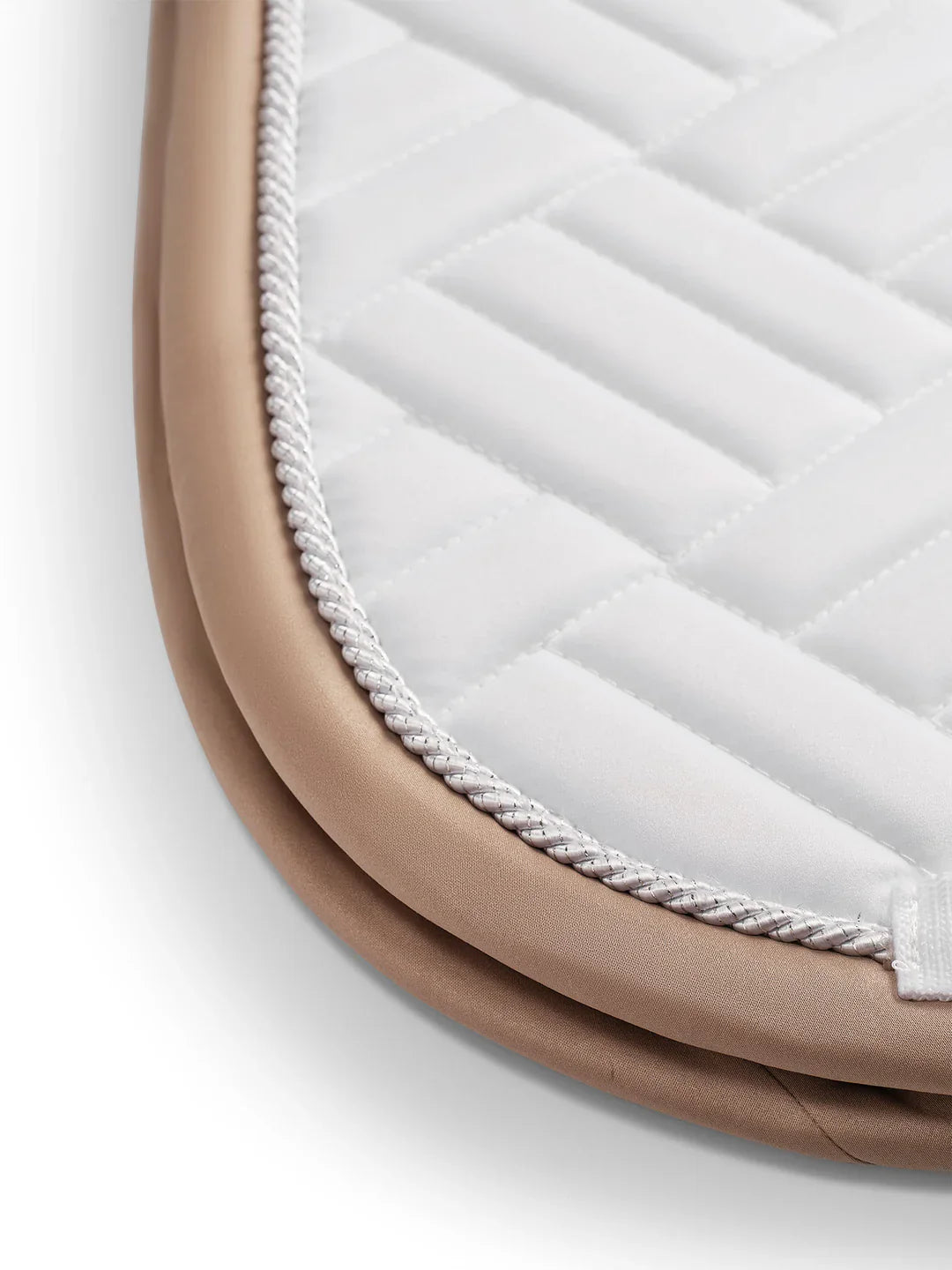 Equestrian Stockholm - SS26 Sand White - Dressage Saddle Pad Modern dressuurzadeldek