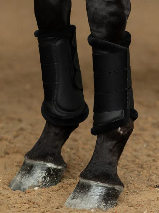 Equestrian Stockholm - Core Collection - All Black Brushing Boots beenbeschermers