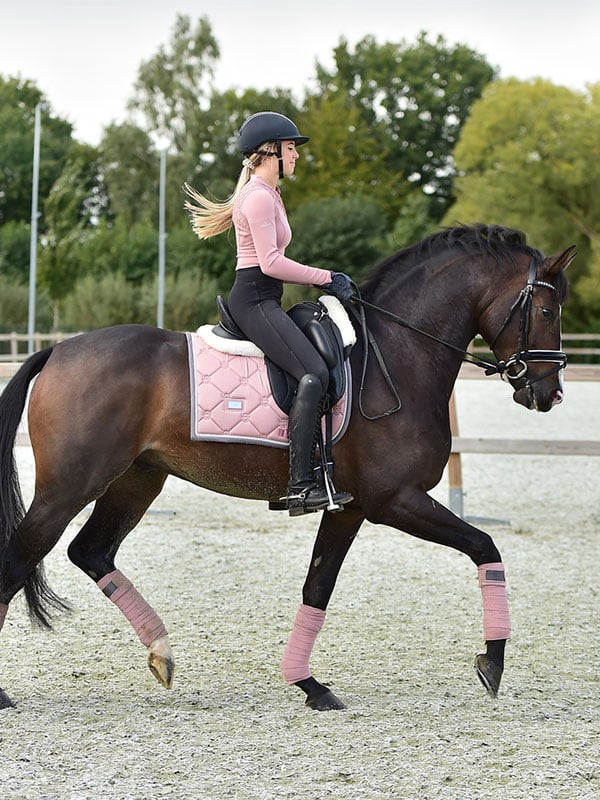 Equestrian Stockholm - Core Collection - Pink Pearl Dressage Saddle Pad dressuurzadeldek