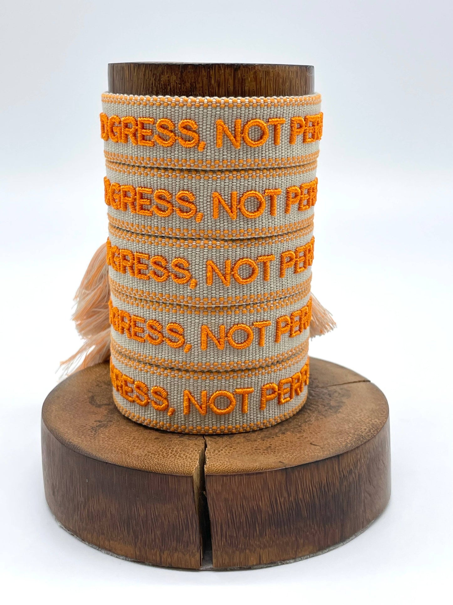 Parsley & Pepper - Progress, not Perfection armband beige/ oranje