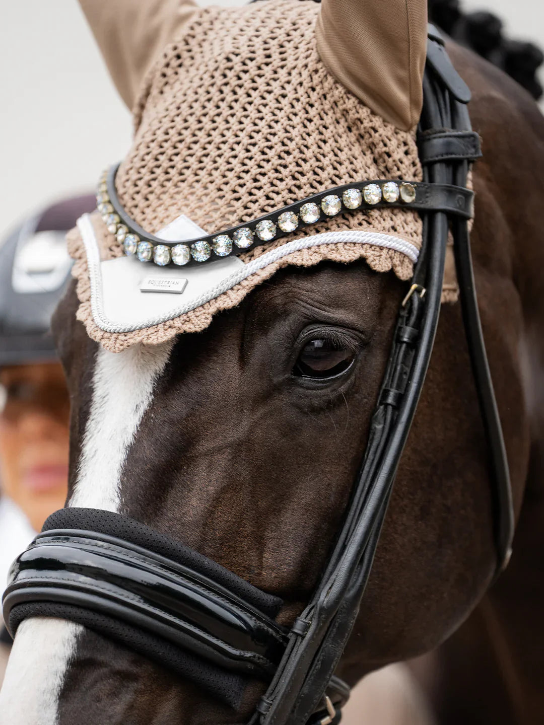 Equestrian Stockholm - SS26 Sand - Ear Bonnet oornetje