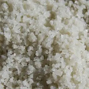 Keltisch zeezout van Natuly, rijk aan natuurlijke mineralen en sporenelementen.