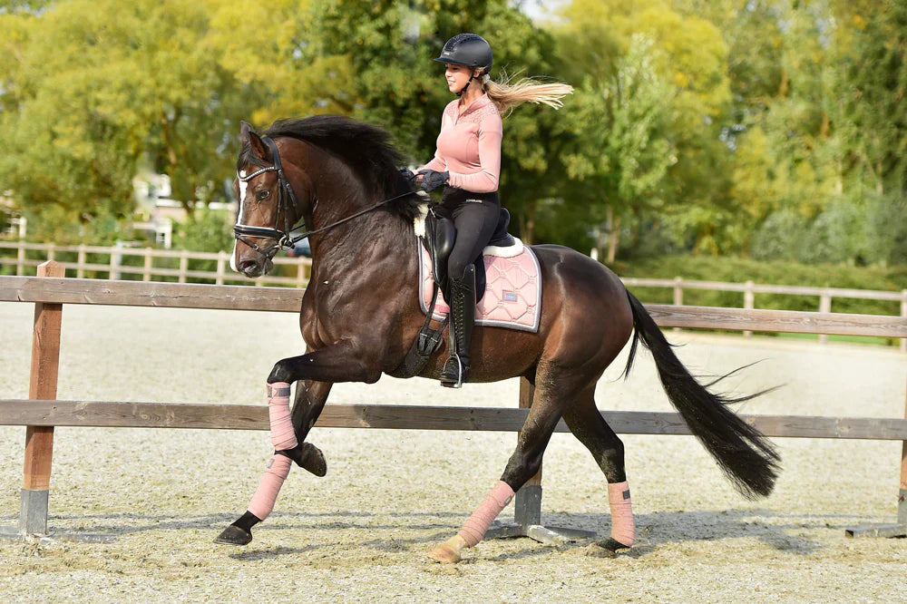 Equestrian Stockholm - Core Collection - Pink Pearl Dressage Saddle Pad dressuurzadeldek