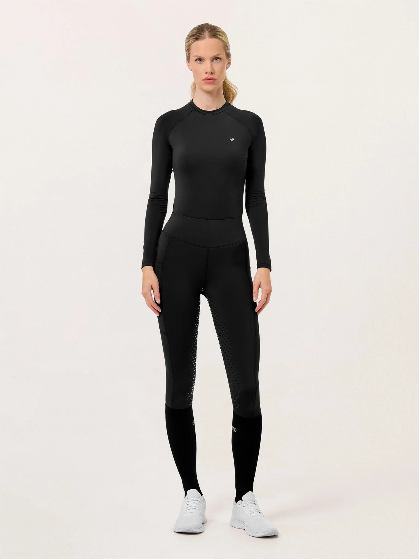 Equestrian Stockholm - Core Collection - All Black Riding Tights Movement rijlegging (full-seat)