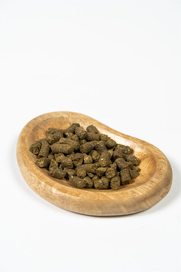 Natuly Groene Hennep Brokjes, natuurlijke graanvrije aanvulling voor paarden.