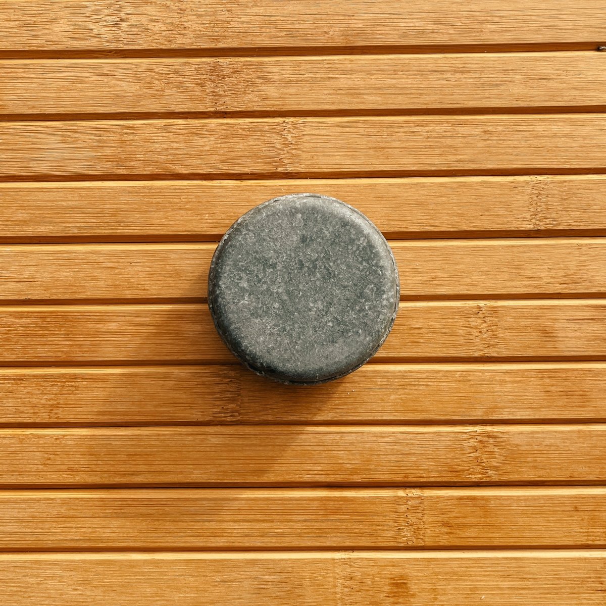 PIPPA Anti Build-up Shampoo Bar Charcoal & Peppermint