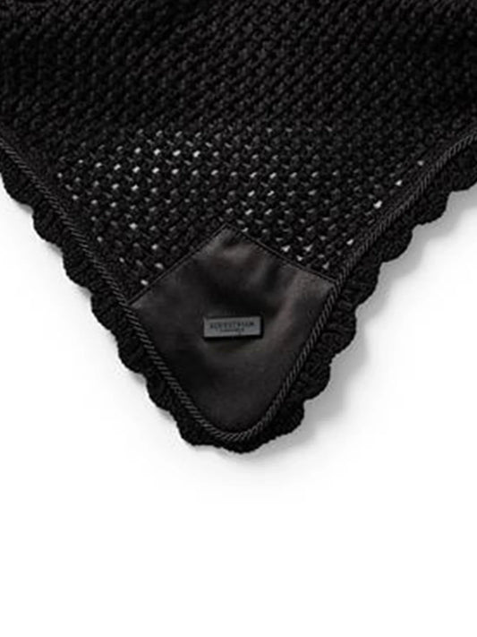 Equestrian Stockholm - Core Collection - Black Ear Bonnet Plain oornetje