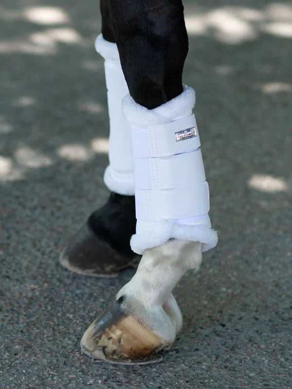 Equestrian Stockholm - Core Collection - White Silver Brushing Boots beenbeschermers